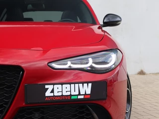 Alfa Romeo Giulia Alfa Romeo Giulia 2.0 Turbo 280 PK Competizione Q4 AWD | Pano | Harman | 19