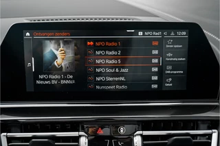 BMW 8 Serie BMW 8 Serie 840i Cabriolet M-Sport Technik Shadow M-Sport Stoel + Ventilatie Nekverw Soft Close 20