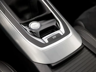 Peugeot 308 (PANORAMADAK, NAVIGATIE, CLIMATE, LEDER/ALCANTARA, CAMERA, LED KOPLAMPEN, SPORTSTOELEN, PARKEERSENSOREN, CRUISE, NIEUWE APK, NIEUWSTAAT) - afbeelding nr 25