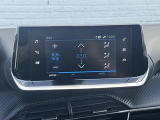 Peugeot 2008 Peugeot 2008 1.2 PureTech Style Trekhaak Camera Led Cruise Clima Carplay Navigatie - afbeelding nr 25
