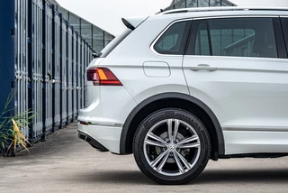 Volkswagen Tiguan Volkswagen Tiguan 2.0 4M (180PK) R, PANO, VIRTUAL, ACC, LANE - afbeelding nr 34