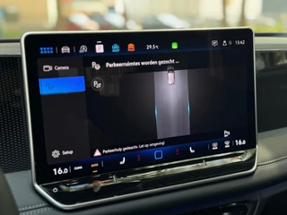 Volkswagen Tiguan Volkswagen TIGUAN 1.5 eTSI DSG Lane ass Drive pilot CarPlay 150 PK Keyless Camera Sfeerverlichting Life edition Direct leverbaar - afbeelding nr 50