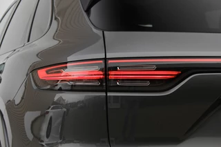 Porsche Cayenne Porsche Cayenne 3.0 BTW | Pano | 22 inch | Bose | Camera | Softclose - afbeelding nr 40