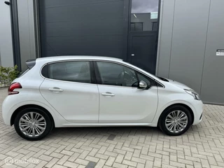 Peugeot 208 Peugeot 208 1.2 PureTech 2016 Distributieriem vervangen Navi - afbeelding nr 9