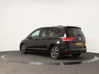 Volkswagen Touran Volkswagen Touran 1.0 TSI Comfortline | 7-persoons | Navigatie | Afn. Trekhaak | S - afbeelding nr 8