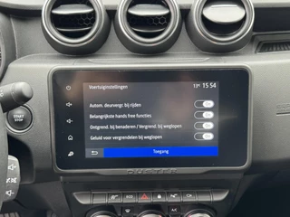 Dacia Duster Dacia DUSTER 1.3 TCe Extreme Automaat Camera Navigatie Carplay Clima Cruise Leder - afbeelding nr 29