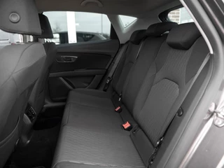 SEAT Leon SEAT Leon 1.4TSI 150pk Style Connect | Navigatie & Apple Carplay/Android Auto | Parkeersensoren | Hoogteverstelling stoelen | Climate control | Donker getint glas | Cruise control - afbeelding nr 5