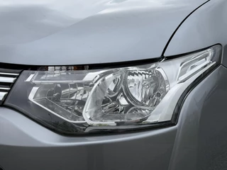 Mitsubishi Outlander Mitsubishi Outlander 2.0 PHEV Business Edition 2e Eigenaar,Navi,Clima,Cruise,Camera,Trekhaak,Dealer Onderhouden,N.A.P,Nieuwe APK Bij Aflevering - afbeelding nr 28