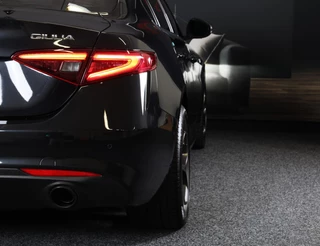 Alfa Romeo Giulia Alfa Romeo GIULIA 2.0 T GME AWD Ti 280 Pk / FACELIFT / Aut / Navi / Camera / Memory / Acc / Lane Assist / Led / 19 Inch - afbeelding nr 36