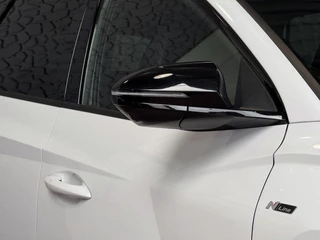Hyundai Tucson Hyundai Tucson NIEUWE AUTO 1.6 T-GDI PHEV 252PK 4WD N-LINE SKY PANO. 360.CAMERA ELEK.KLEP ELEK.STOEL/GEHEUG.VERWARMD SUBWFR 19''LMV ZWARTE HEMEL HEADUP STOELKOELING STUURVERW. PLUG IN HYBRIDE - 5 JAAR GARANTIE - afbeelding nr 81