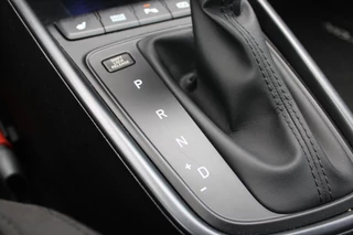 Hyundai Bayon Hyundai Bayon 1.0 T-GDI 100PK AUTOMAAT PREMIUM | ACHTERUITRIJ CAMERA | CLIMATE CONTROL | SFEER VERLICHTING | LED KOPLAMPEN | BOSE AUDIO | STOEL/STUUR VERWARMING | DODEHOEK DETECTIE | KEYLESS ENTRY/START | PARKEERSENSOREN VOOR EN ACHER | APPLE CARPLAY/ANDROID AUTO | DRAADLOZE TEEFOONLADER | - afbeelding nr 16