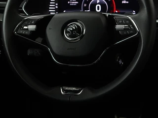 Škoda Superb Skoda Superb 1.4 TSI iV Laurin & Klement | Panoramadak |  Stoelventilatie | Leder | 360 camera | Trekhaak | Massage | Adaptive cruise | Canton Sound | Virtual Cockpit | Carplay | 19'' lichtmetalen velgen | PHEV - afbeelding nr 13