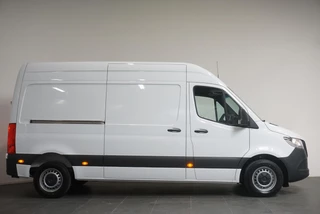 Mercedes-Benz Sprinter Mercedes-Benz Sprinter 211 CDI L2H2 Aut-9 FWD Airco Cruise Control Navi MBUX Camera PDC VA - afbeelding nr 6
