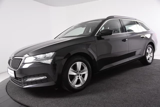 Škoda Superb Škoda Superb Combi 1.5 TSI ACT Ambition Business *1ste Eigenaar*Navigatie*Parkassist* - afbeelding nr 30