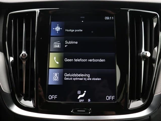 Volvo V60 Volvo V60 T8 PLUG-IN HYBRID AWD R-DESIGN HARMAN KARDON CAMERA DAB+ - afbeelding nr 23