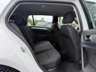 Volkswagen Golf Volkswagen Golf 1.0 TSI Trendline 2e Eigenaar,Carplay,Navi,Clima,Cruise,Pdc V+A,Apk tot 03-2027 - afbeelding nr 9