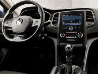 Renault Mégane (NAVIGATIE, CLIMATE, LED KOPLAMPEN, KEYLESS, SPORTSTOELEN, GETINT GLAS, PARKEERSENSOREN, LANE ASSIST, CRUISE, NIEUWE APK, NIEUWSTAAT) - afbeelding nr 7