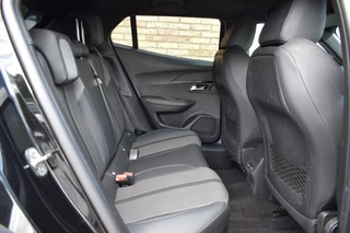 Peugeot 2008 Peugeot 2008 1.2 PURETECH GT-LINE, Cruise, AUT, Navi, Carplay - afbeelding nr 11