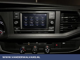 Volkswagen Transporter Volkswagen Transporter 2.0 TDI 150 pk L2H1 Euro6 # Airco | Trekhaak | Cruisecontrol | Apple Carplay | PDC Parkeersensoren, Android Auto - afbeelding nr 5
