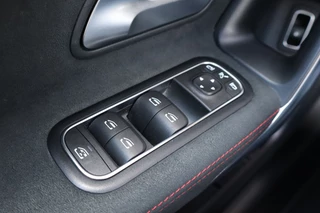 Mercedes-Benz A-Klasse Mercedes-Benz A-Klasse 250 e Business Solution AMG Limited NL-Auto!! Matrix I SfeerverL. I Adap.Cruise - afbeelding nr 36