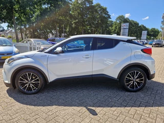 Toyota C-HR Dodehoekdetectie, Navigatie, Parkeersensoren V + A , All-in Rijklaarprijs - afbeelding nr 2