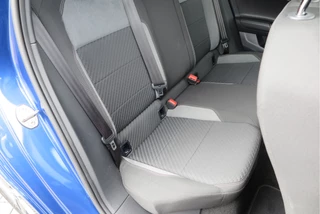 Volkswagen Polo Volkswagen Polo 1.0 TSI 95pk 2x R-Line , Virtual cockpit, Panorama schuifdak , Led , Navi , Carplay . LMV PDC etc. . - afbeelding nr 29