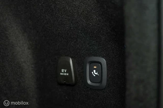 Volvo V60 Volvo V60 2.0 T5 R-Design|PANO|H&K|HUD|LEDER|KEYLESS|ACC| - afbeelding nr 35