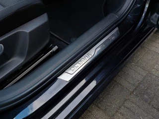 Škoda Octavia 1.4 TSI iV PHEV Business Edition | Origineel NL | Navi | Apple Carplay+Android Auto | Clima | Cruise | Led Koplampen | Pdc V+A | Rijstrook+Licht+Regensensor | 18''lm - afbeelding nr 35