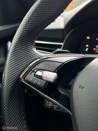 Škoda Kamiq Skoda Kamiq 1.5 TSI Monte Carlo DSG|virtual|Pano|Carplay|18” - afbeelding nr 25
