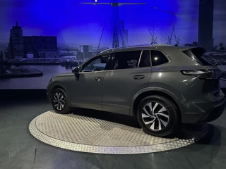 Volkswagen Tiguan Volkswagen Tiguan 1.5 eTSI Life Edition *WinterPack*LEDPlus*Keyless*PrivGlass* - afbeelding nr 8