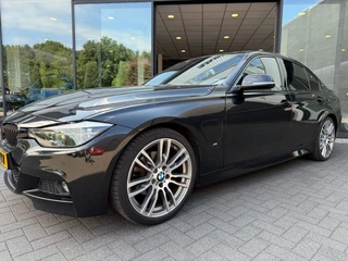 BMW 3 Serie BMW 3 Serie 330e M-Sport,Schuifdak,Leer,LED,Lane Ass.,NaviPro,Clima,Dealer OH - afbeelding nr 2
