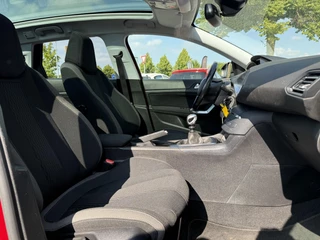 Peugeot 308 Peugeot 308 SW 1.2 PureTech Style 1e Eigenaar,Pano,Navi,131pk,Trekhaak,6 Bak,Clima,Cruise,Pdc,Lm Velgen,Dealer Onderhouden,Apk tot 11-2025 - afbeelding nr 7