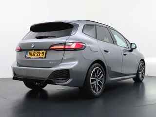 BMW 2 Serie BMW 2-serie Active Tourer 220i M-Sport HARMAN KARDON AUDIO| PANO |360 CAMERA | MEMORY SEAT - afbeelding nr 7