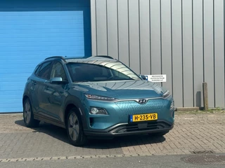 Hyundai Kona Hyundai Kona EV Premium 64 kWh FASE 3 KM 40913 SOH 100% - afbeelding nr 23