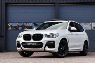 BMW X3 xDrive20i M-Sport M-Pakket /PANODAK/ACC/CAMERA/CARPLAY/KEYLESS/HUD/TREKHAAK/STOELVERW V+A!