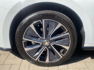 Škoda Fabia Škoda Fabia 1.0 TSI DSG MONTE CARLO GLAS-DAK/CAMERA/CRUISE/CARPLAY/STOELVERW - afbeelding nr 9