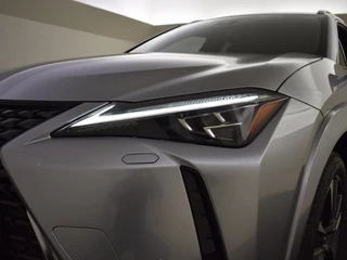 Lexus UX - afbeelding nr 15