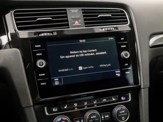 Volkswagen Golf Volkswagen Golf 1.0 TSI Luxury Automaat (APPLE CARPLAY, GROOT NAVI, CLIMATE, STOELVERWARMING, SPORTSTOELEN, ADAPTIVE CRUISE, LM VELGEN, GETINT GLAS, PARKEERSENSOREN, NIEUWE APK, NIEUWSTAAT) - afbeelding nr 27