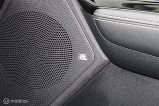 Kia e-Niro Kia e-Niro ExecutiveLine 64 kWh MEMORY LEDER LED NAVIGATIE - afbeelding nr 24