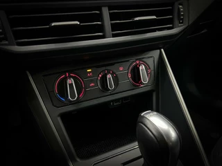 Volkswagen Polo Volkswagen Polo 1.0 TSI DSG Carplay | Cruise | Sensor | NAP - afbeelding nr 20