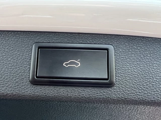 Škoda Kodiaq Škoda Kodiaq 1.5 TSI DSG Sportline Business Navigatie 19 Inch Velgen Canton Audio DAB ACC Elek Stoel + Verwarming Camera Keyless Getint Glas Metallic BTW NL Auto - afbeelding nr 43