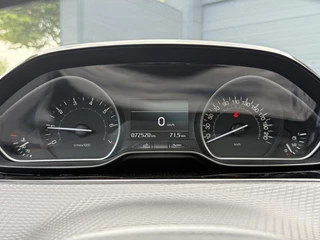 Peugeot 208 Peugeot 208 1.2 PureTech Allure Navi,Pano,Camera,Clima,Cruise,Apple Carplay,N.A.P,110pk,APK tot 09-2026 - afbeelding nr 19