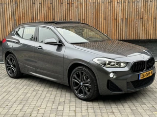 BMW X2 BMW X2 sDrive18i High Executive M-sport Automaat | Panoramadak | Lederen interieur | LED verlichting | Sfeerverlichting | DAB radio | Head-up display | Achteruitrijcamera | Parkeersensoren voor en achter - afbeelding nr 34