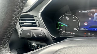 Ford Kuga Ford Kuga 2.5 PHEV Titanium 225pk | Adaptive cruise control | Dodehoeksensoren | Achteruitrijcamera | Elektrische Achterklep - afbeelding nr 19