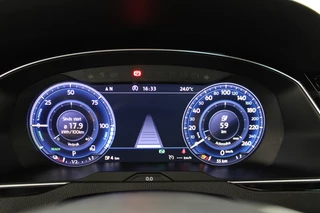 Volkswagen Passat Pano|Camera|Led|Ergo|Adaptief - afbeelding nr 15