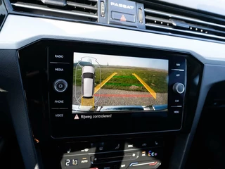 Volkswagen Passat Volkswagen Passat Variant 1.4 TSI PHEV 218pk GTE Business | Navigatie | Camera | Adaptive cruise - afbeelding nr 9