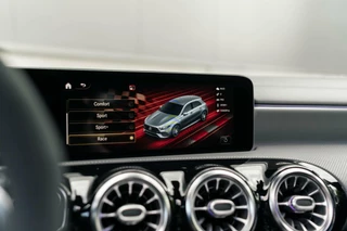 Mercedes-Benz A-Klasse Mercedes A-klasse AMG 45 S 4MATIC+ Schaalstoelen Pano Aero - afbeelding nr 67