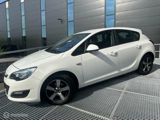 Opel Astra Opel Astra 1.6 Business+ - afbeelding nr 14