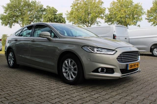 Ford Mondeo Ford Mondeo 1.5 Titanium | Automaat! | Trekhaak | Stoelverwarming | Navigatie | Climate Control | Cruise Control | - afbeelding nr 7