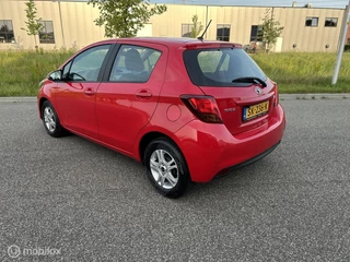 Toyota Yaris Toyota Yaris 1.0 VVT-i Aspiration - afbeelding nr 3